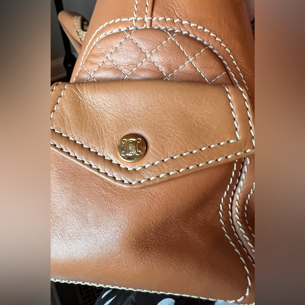 Celine vintage beige/brown Leather Satchel with Gold Details - Picture 4 of 15